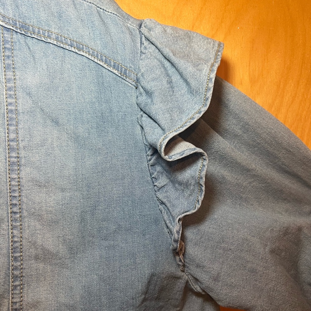 We The Free Woman’s Louise Denim Top Size Medium - Picture 8 of 9